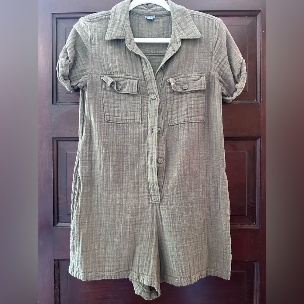 Aerie green soft romper